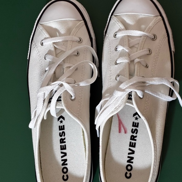 Converse Women’s White Chuck Taylor Slip On 7.5 - Picture 5 of 8